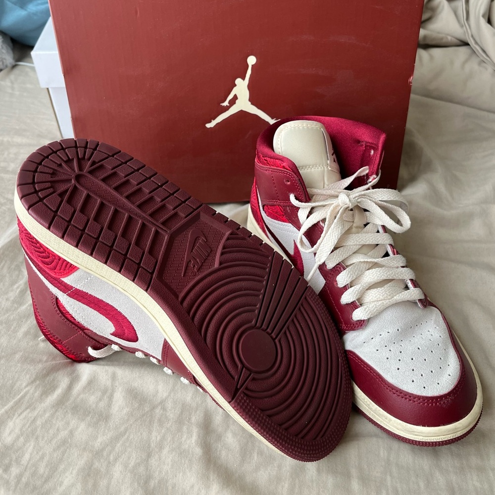 Like new red air Jordan’s